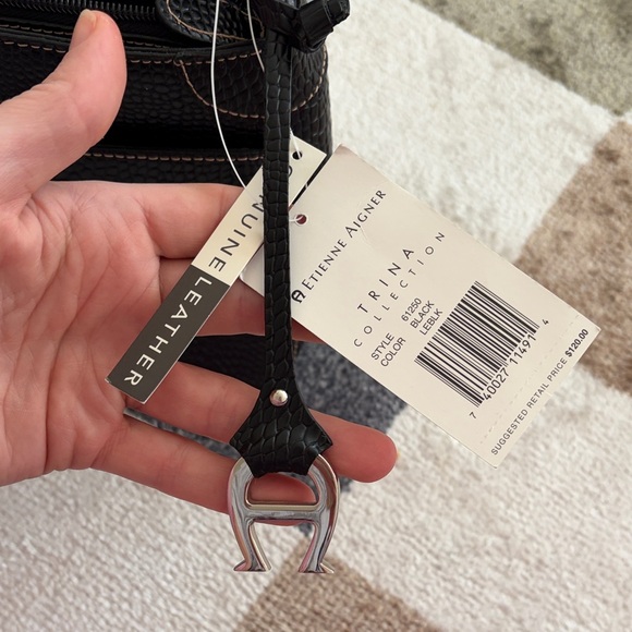 NWT Etienne Aigner Genuine Leather Purse - Picture 6 of 6